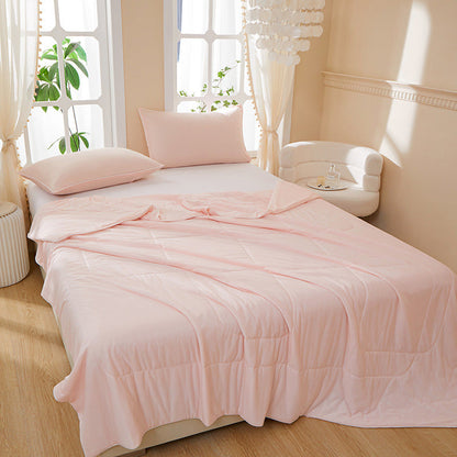 Ultra-Soft Cooling Comforter